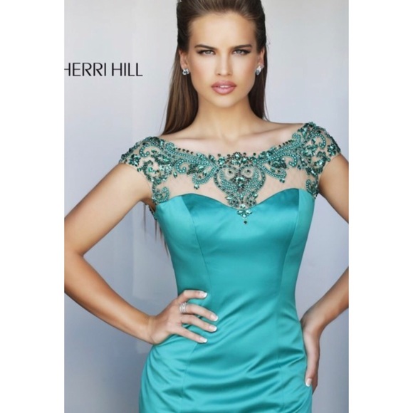 Sherri Hill Gown - Picture 5 of 5